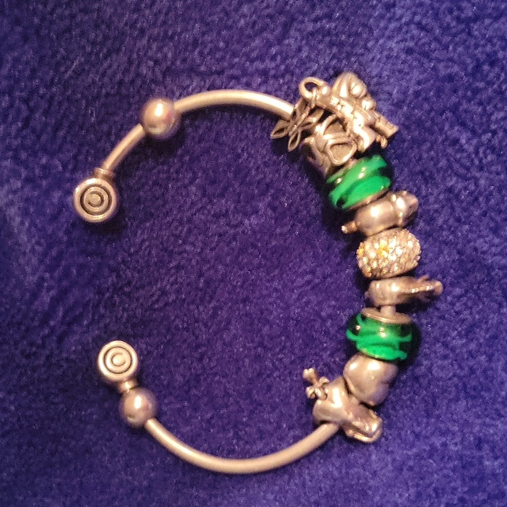 Disneys Eyesore silver (925) bracelet